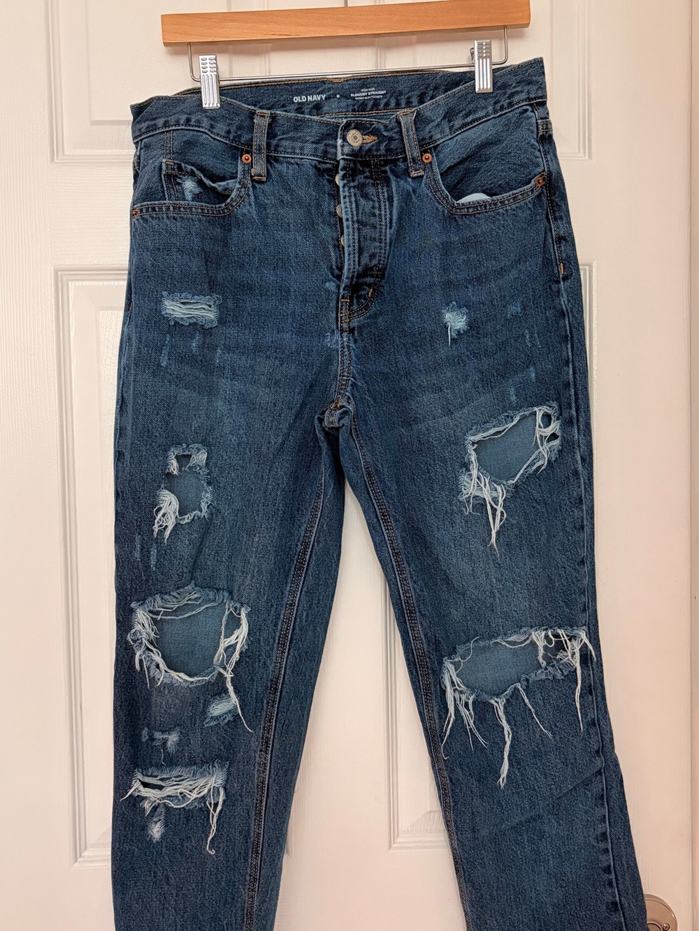 Old Navy Women’s Dark Blue Distressed Slim-Straight Jeans